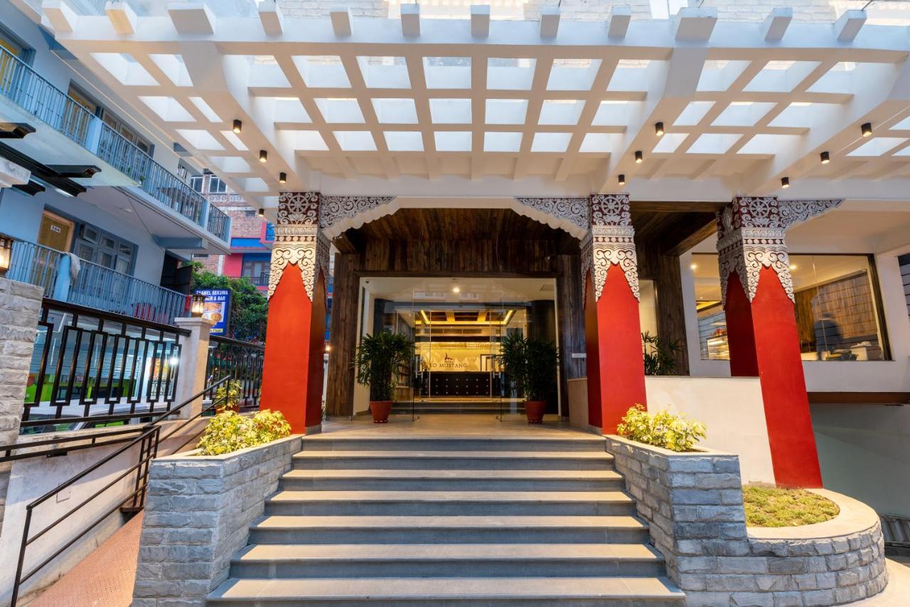 Hotel Lo Mustang Kathmandu Bagian luar foto