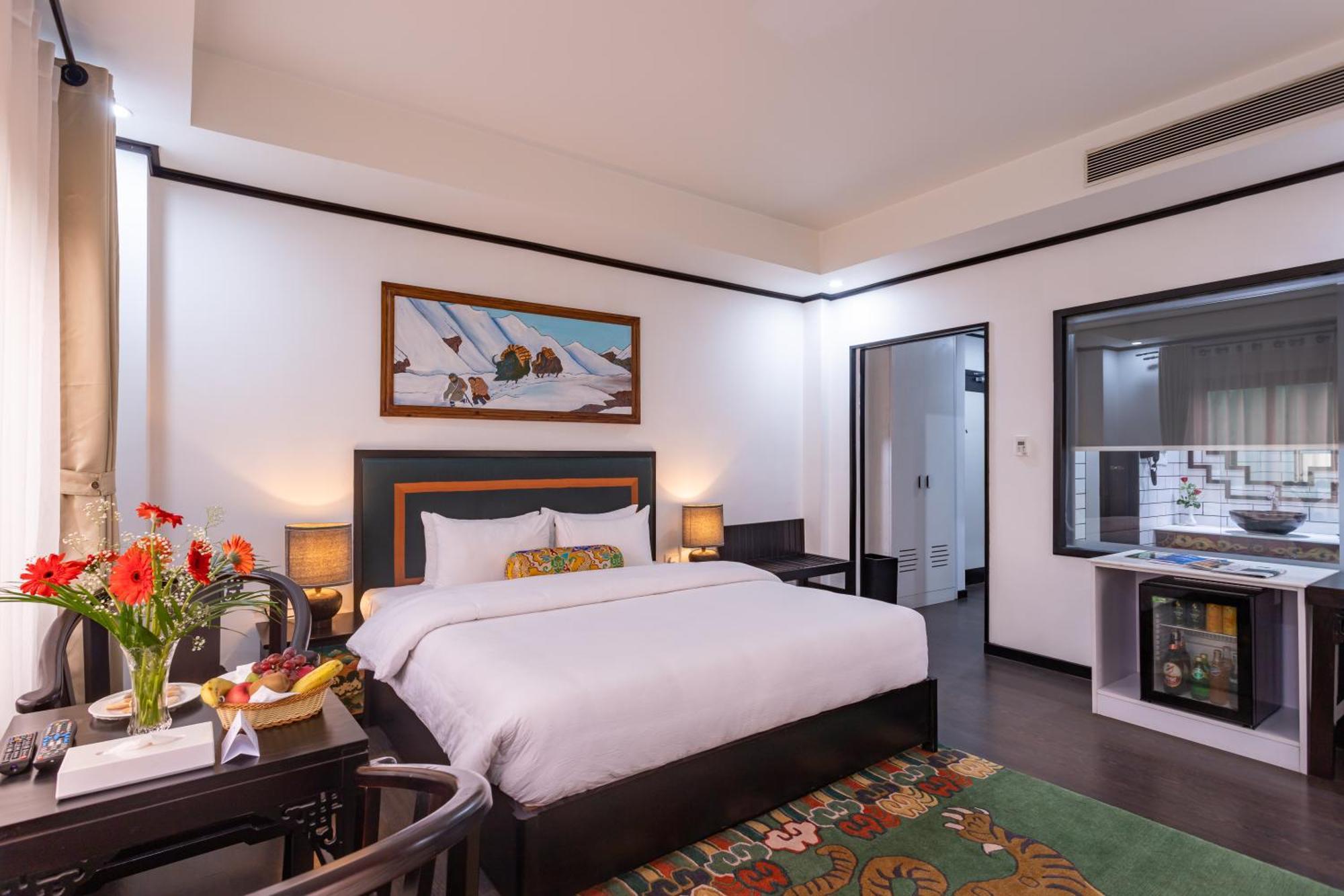 Hotel Lo Mustang Kathmandu Bagian luar foto
