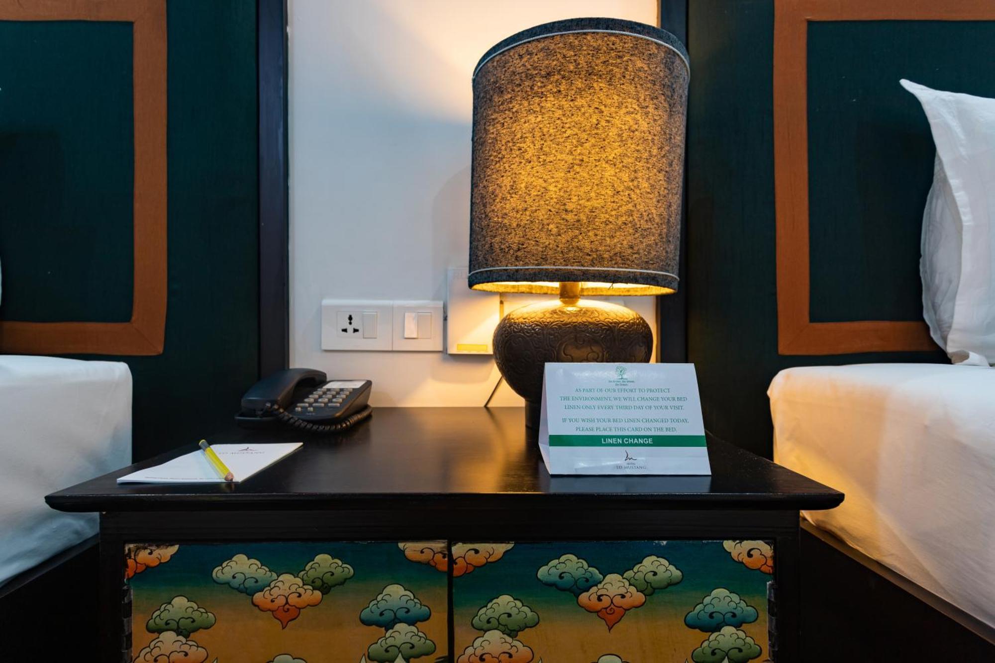 Hotel Lo Mustang Kathmandu Bagian luar foto