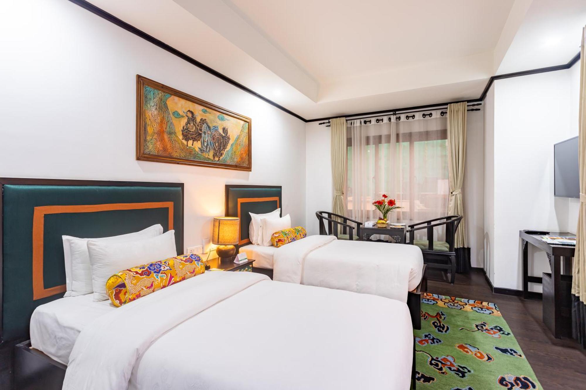 Hotel Lo Mustang Kathmandu Bagian luar foto