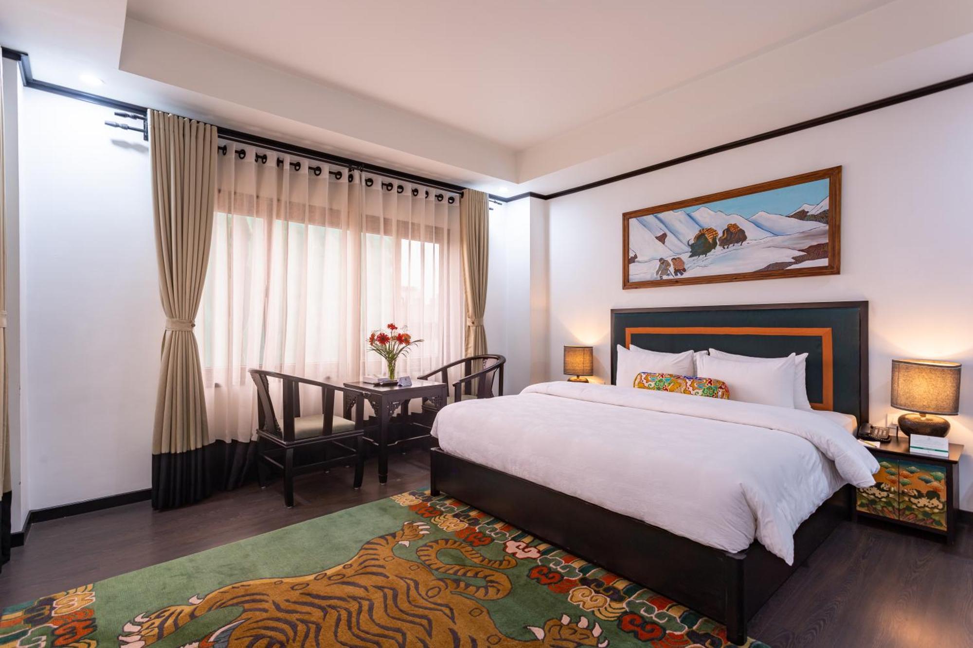 Hotel Lo Mustang Kathmandu Bagian luar foto