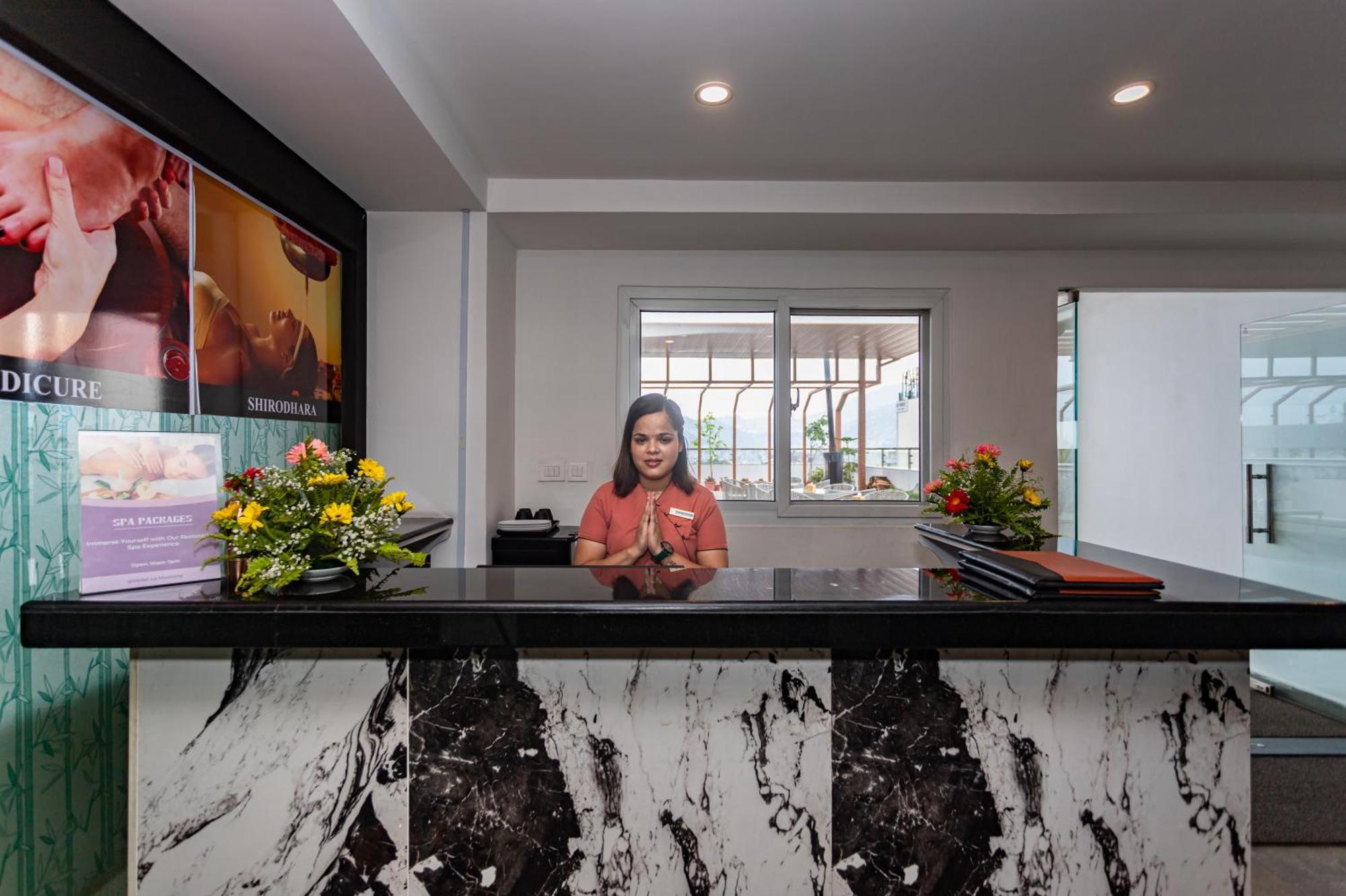 Hotel Lo Mustang Kathmandu Bagian luar foto