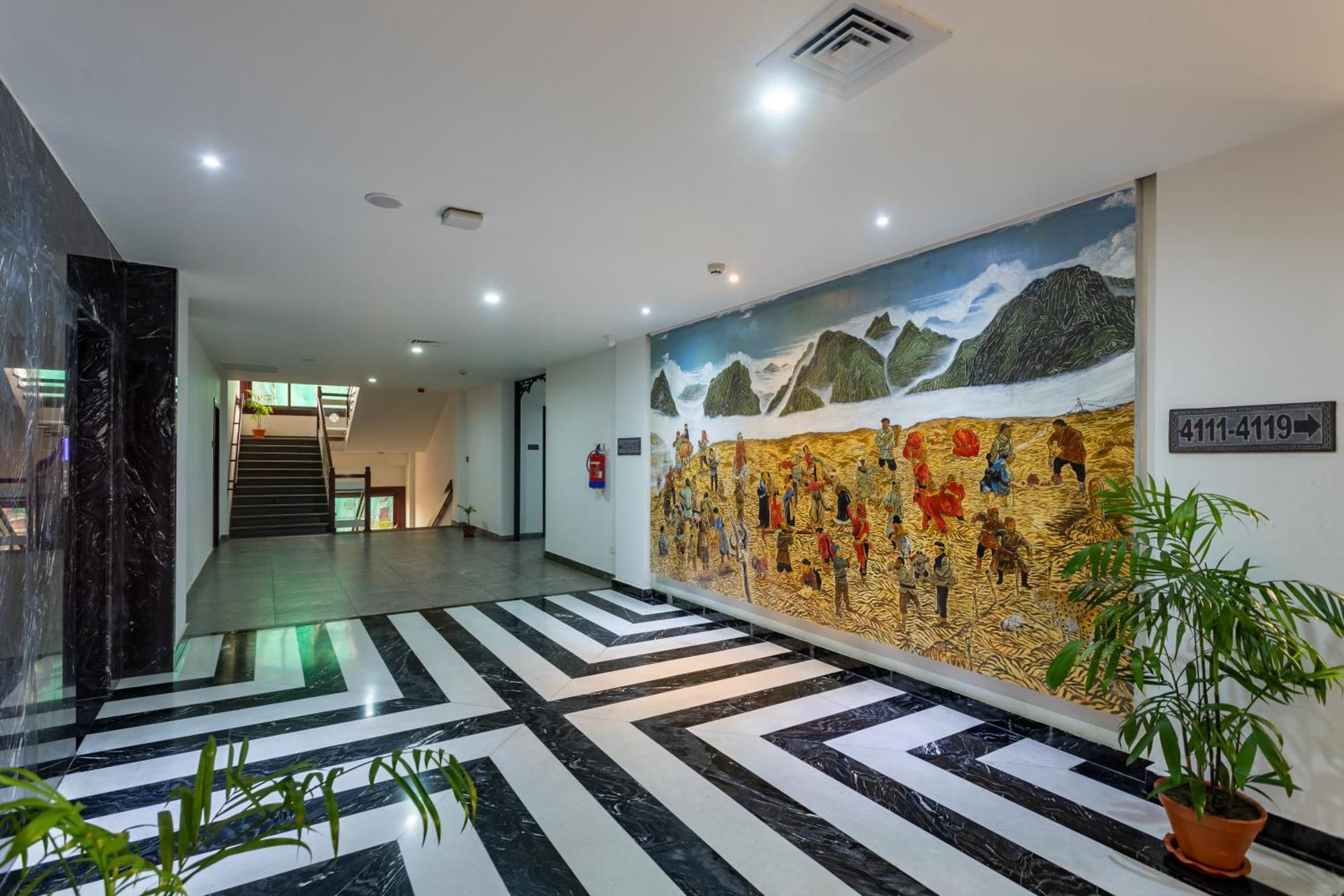 Hotel Lo Mustang Kathmandu Bagian luar foto
