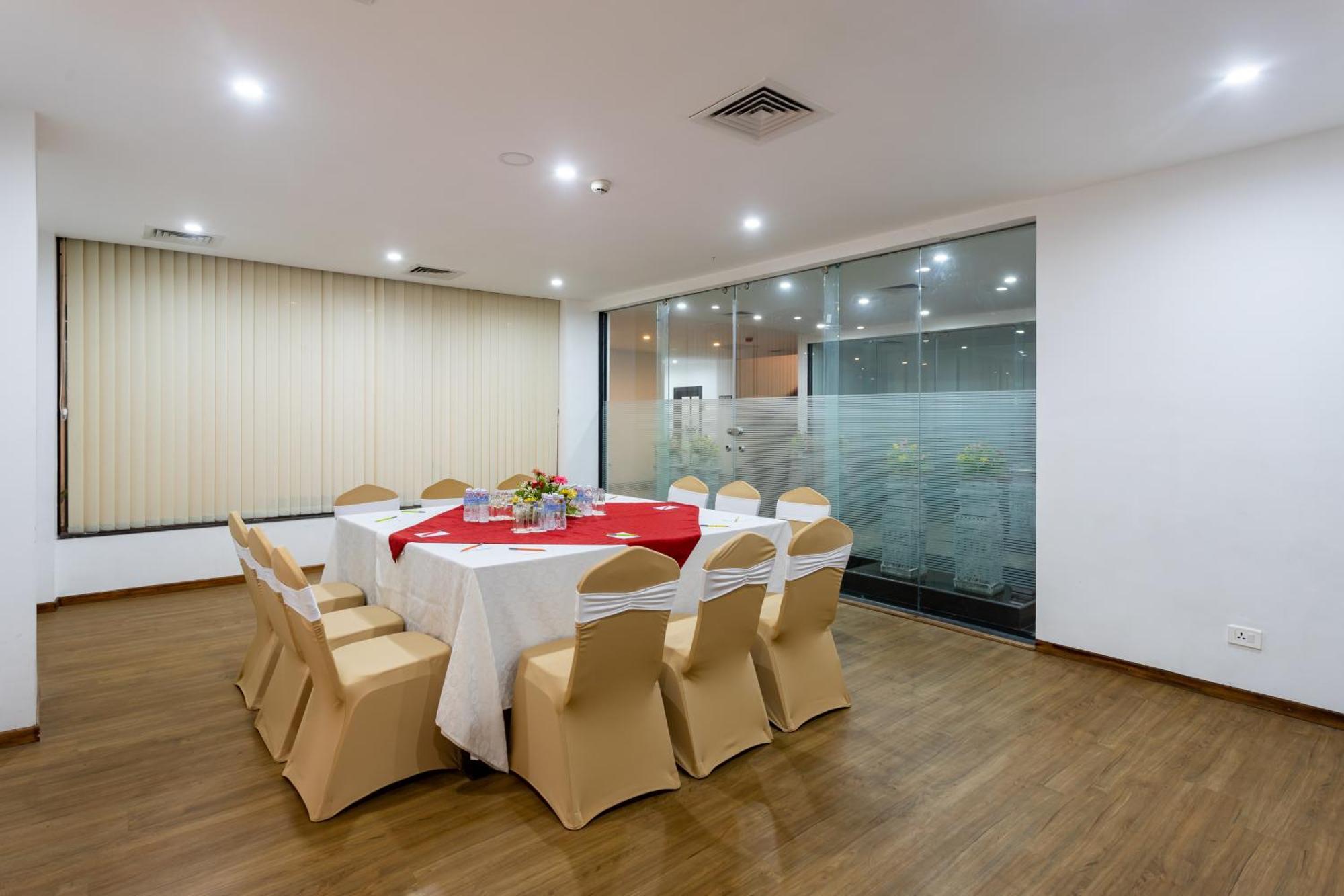 Hotel Lo Mustang Kathmandu Bagian luar foto